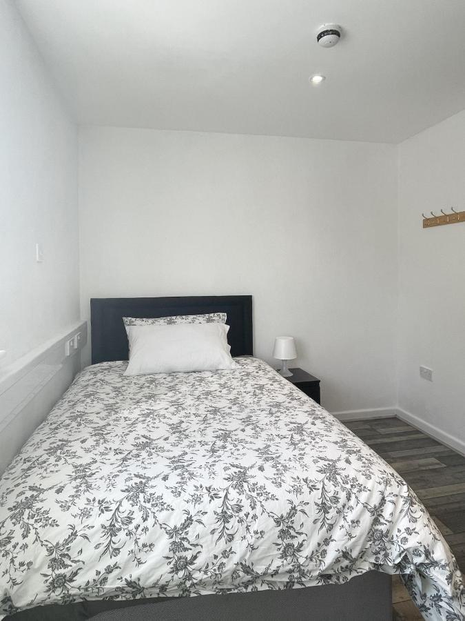 Bright, Warm & Cozy House In Harpurhey Daire Manchester Dış mekan fotoğraf