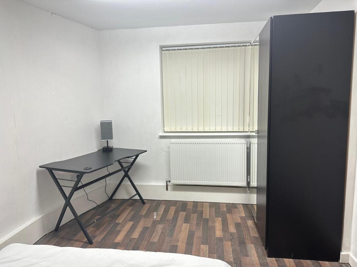 Bright, Warm & Cozy House In Harpurhey Daire Manchester Dış mekan fotoğraf
