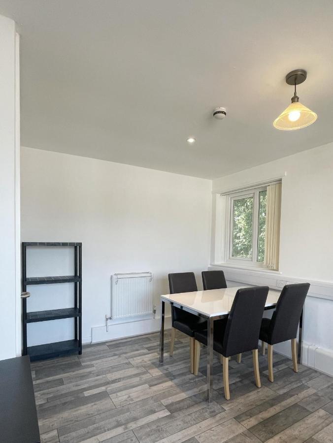 Bright, Warm & Cozy House In Harpurhey Daire Manchester Dış mekan fotoğraf