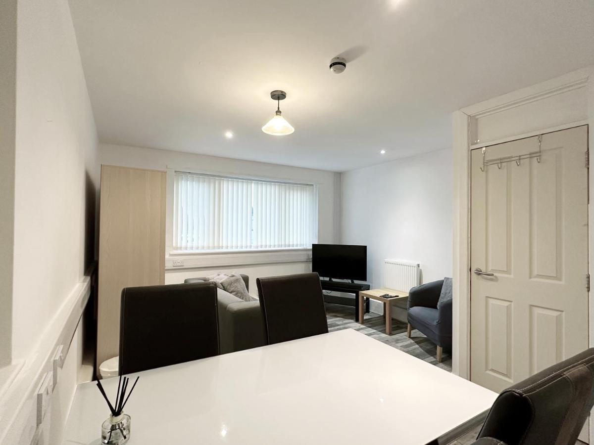 Bright, Warm & Cozy House In Harpurhey Daire Manchester Dış mekan fotoğraf